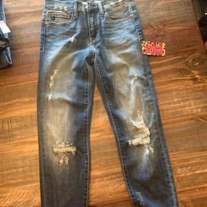 New pair cropped jeans